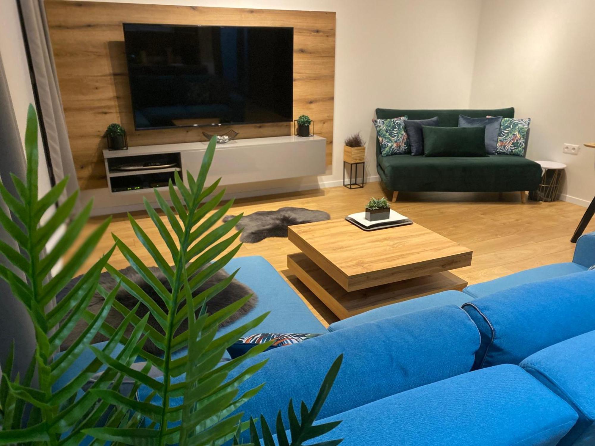 Apartment Mala Praha & Parking In The Garage Žilina Buitenkant foto